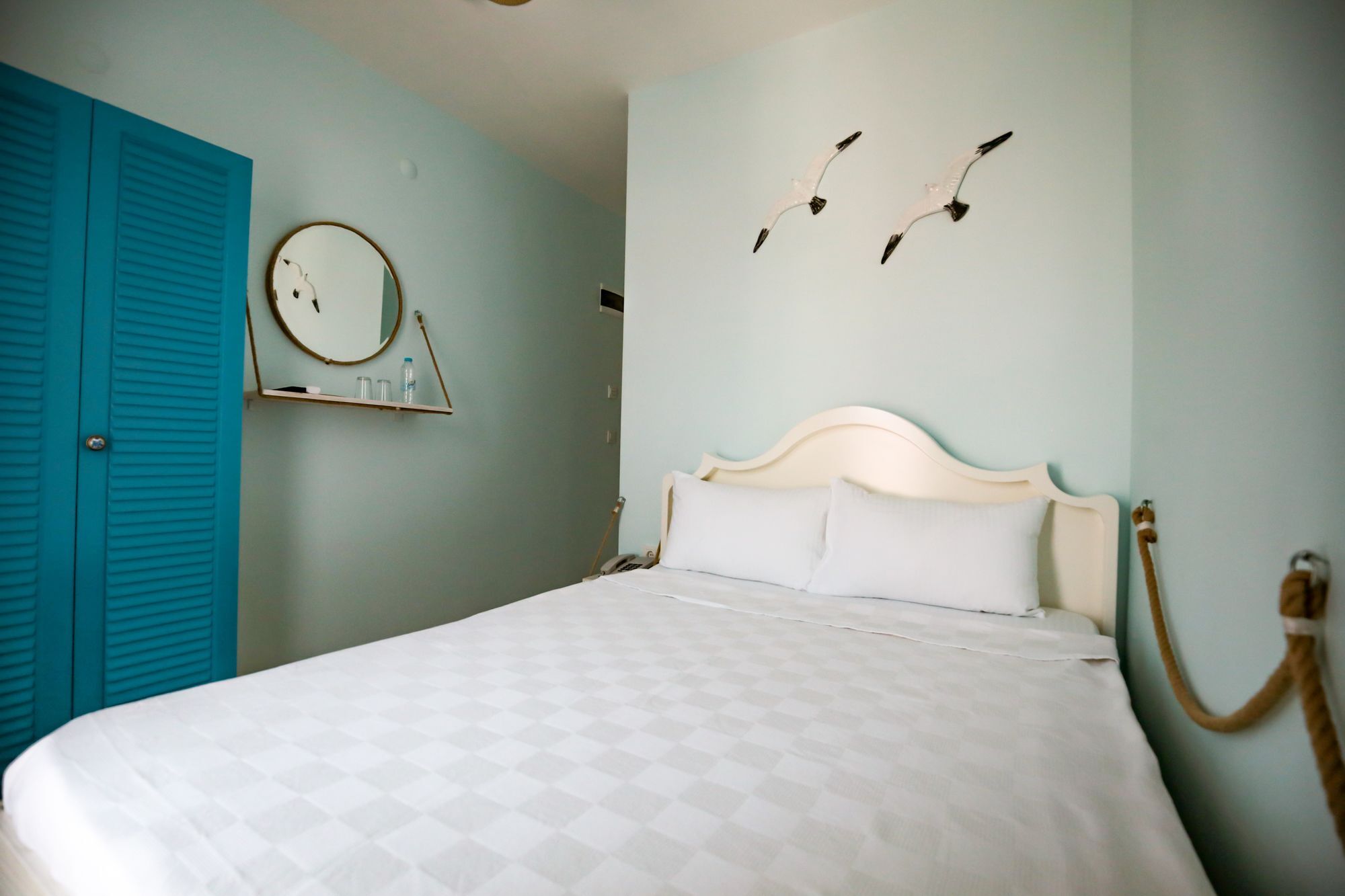 Menendi Otel โฟชา ภายนอก รูปภาพ