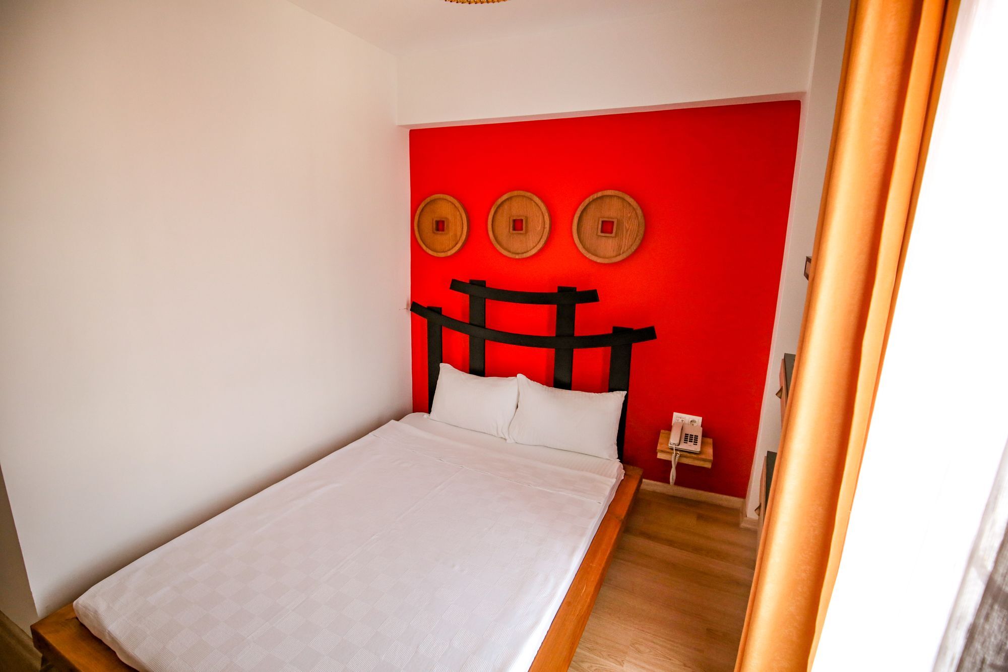 Menendi Otel โฟชา ภายนอก รูปภาพ