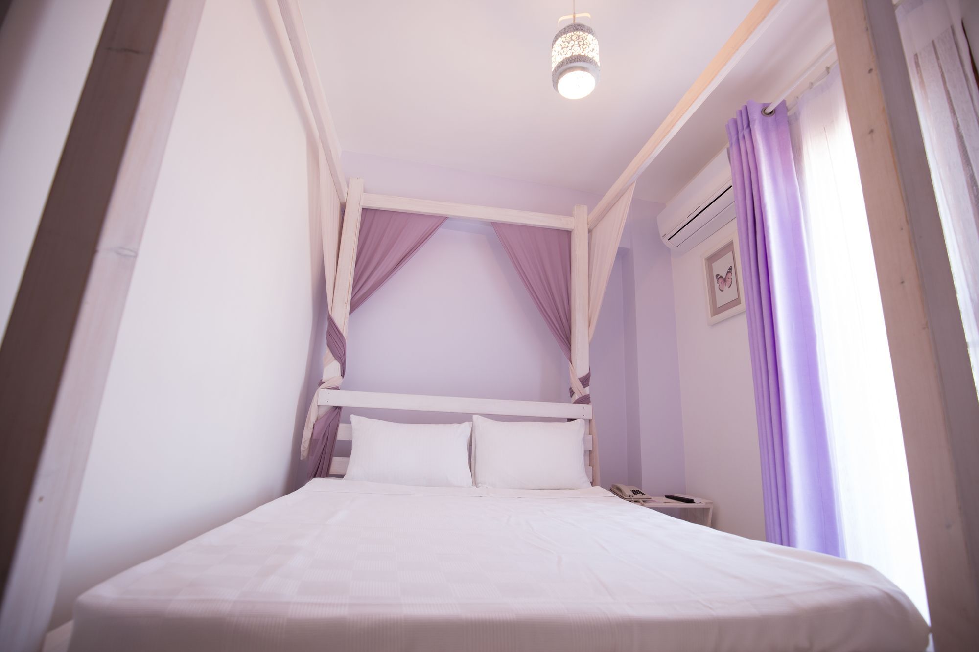 Menendi Otel โฟชา ภายนอก รูปภาพ